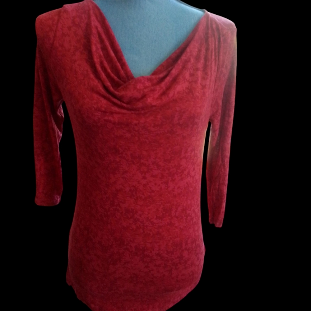 Kristin Davis Red Top
